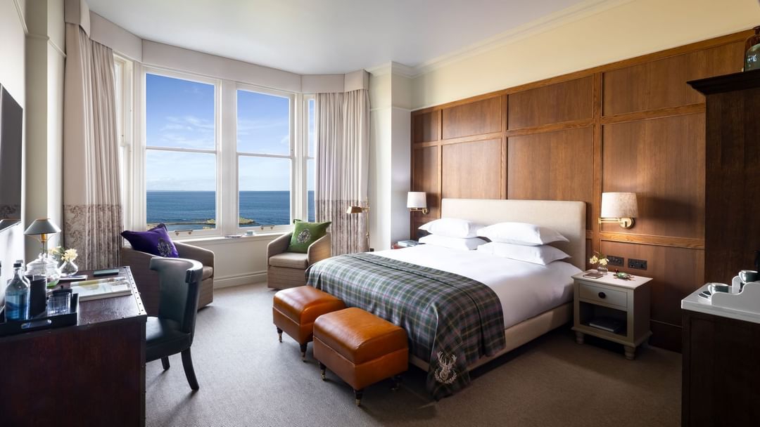 Seaton House - Deluxe Seaview Room