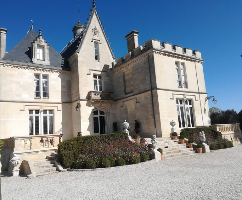 <h2>The Best of Southwest France Escorted 2019</h2>11 Nights in Bordeaux & Biarritz | 5 Rounds | 4 Wine Tastings | September 6 – 17